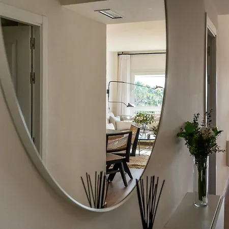 Vacation I 1 Puerto Banus Sea Front Rental, Renovated Marbella