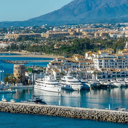 Apartment Vacation I 1 Puerto Banus Sea Front Rental, Renovated
