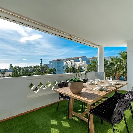 Vacation I 1 Puerto Banus Sea Front Rental, Renovated Apartment